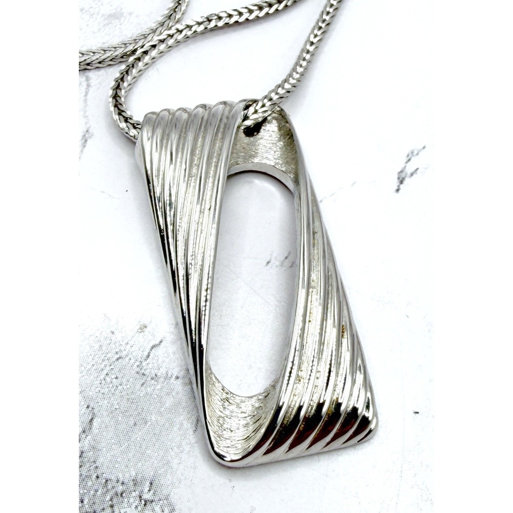Monet Silver Pendant Necklace Modernist Long Chain Signed 26" - Picture 5 of 8